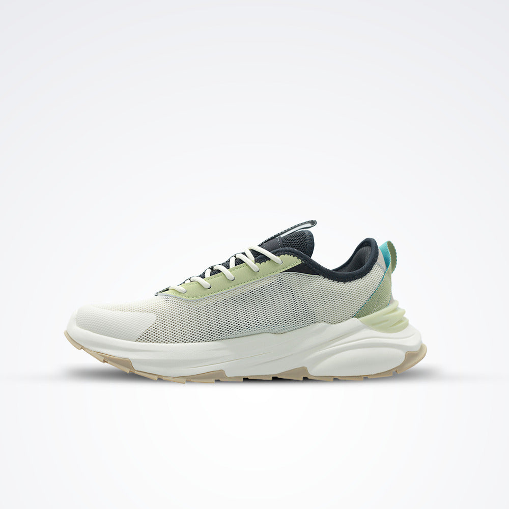 Peak basketball shoes canva white