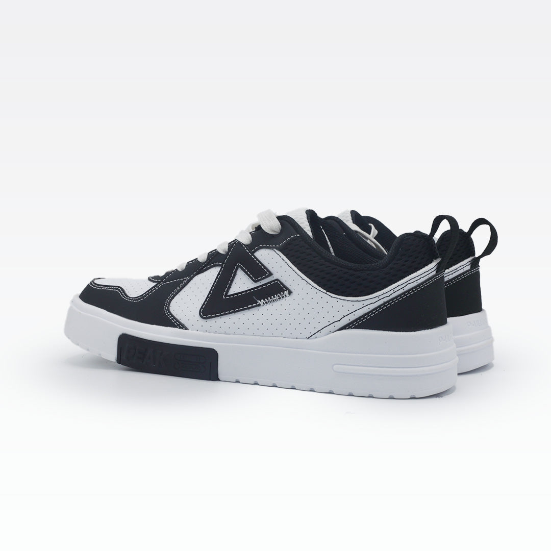 Peak culture shoes Black white