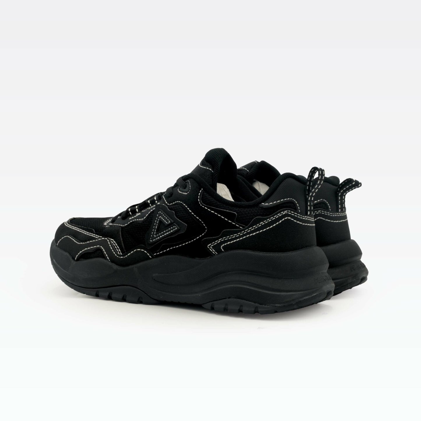 Peak retro casual shoes all black