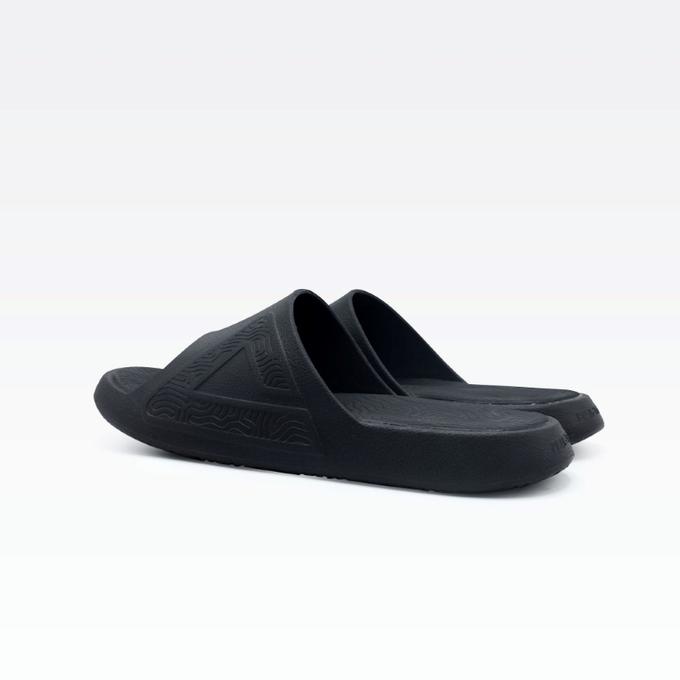 Peak taichi slippers all black
