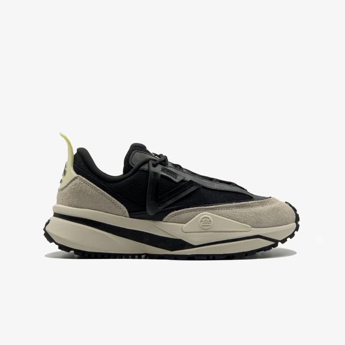 Peak casual shoes Black off white