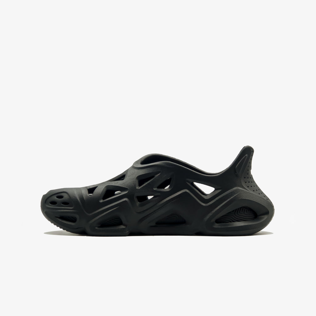 Peak Taichi Sandal All Black