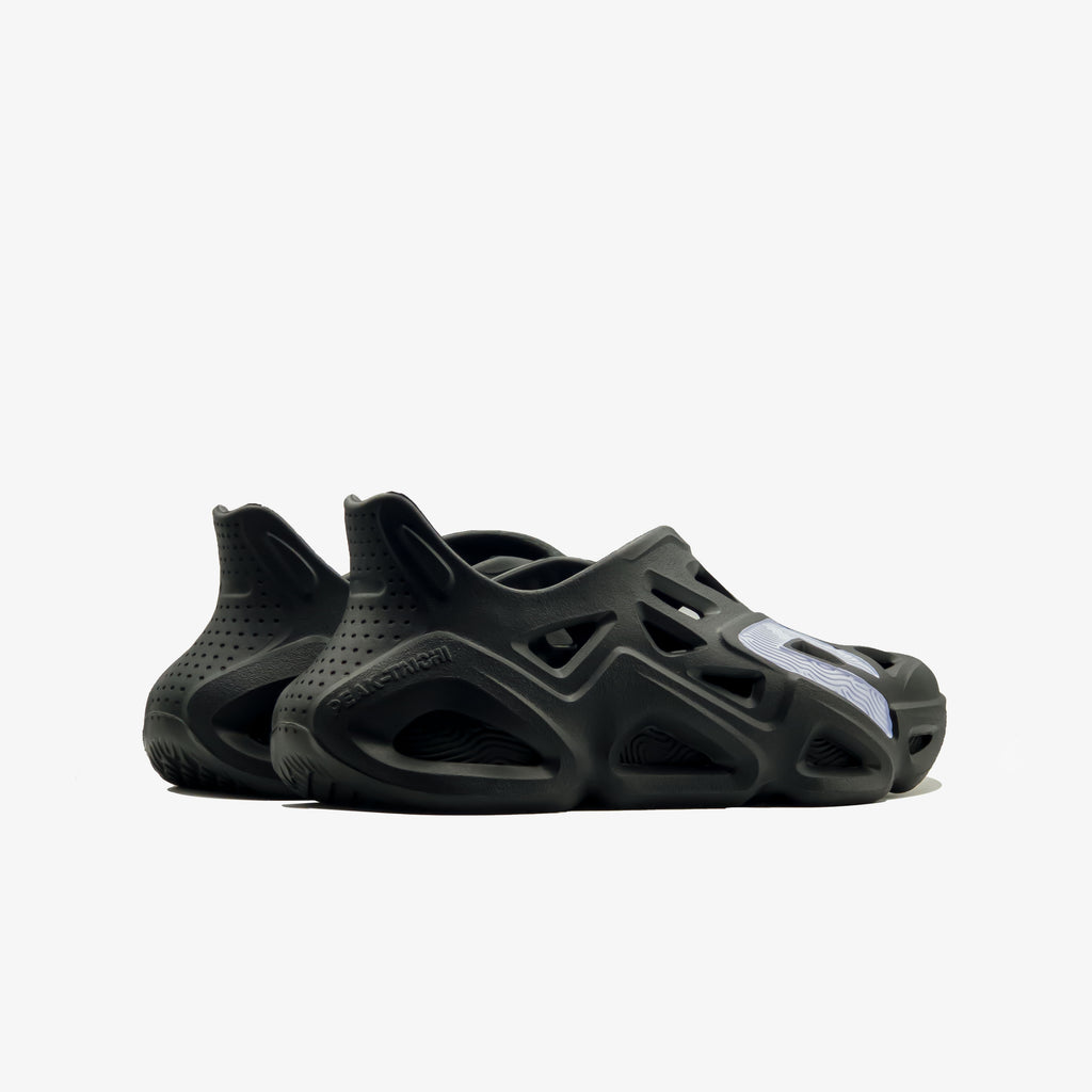 Peak Taichi Sandal All Black