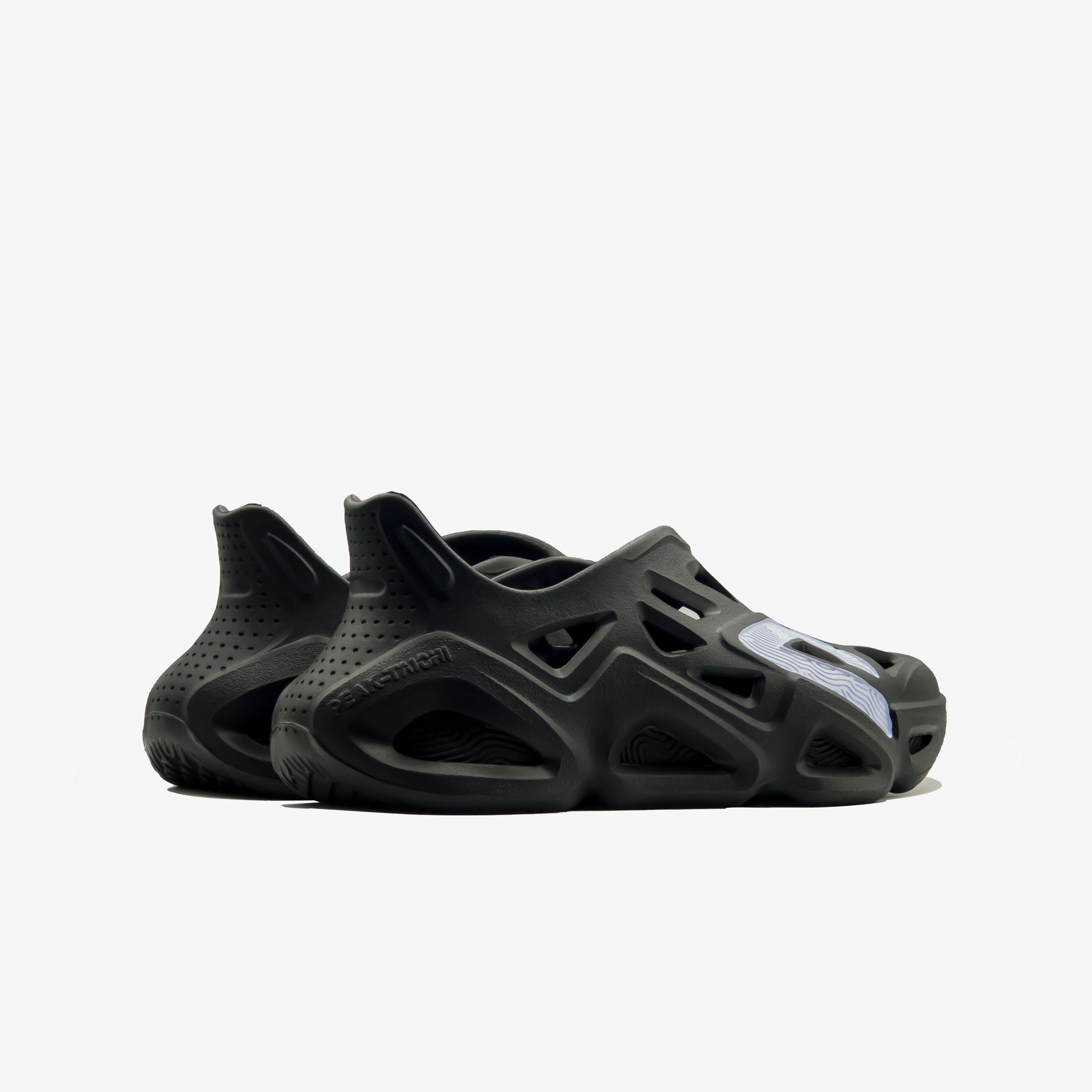 Peak Taichi Sandal All Black