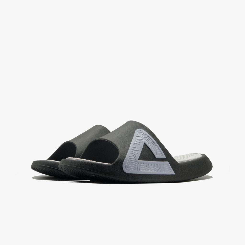 Peak Taichi Slippers Black White