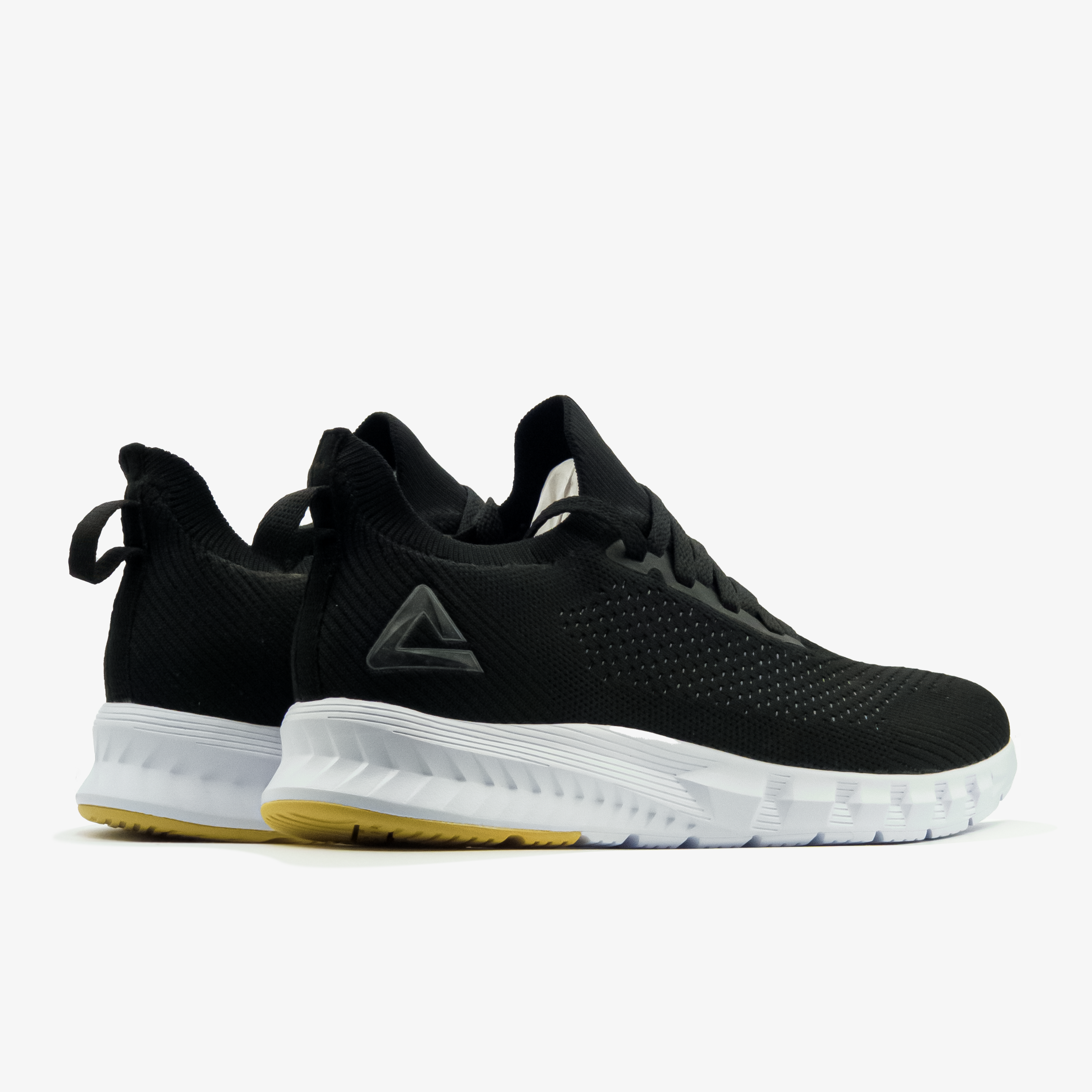 Peak X-Light III All Black White
