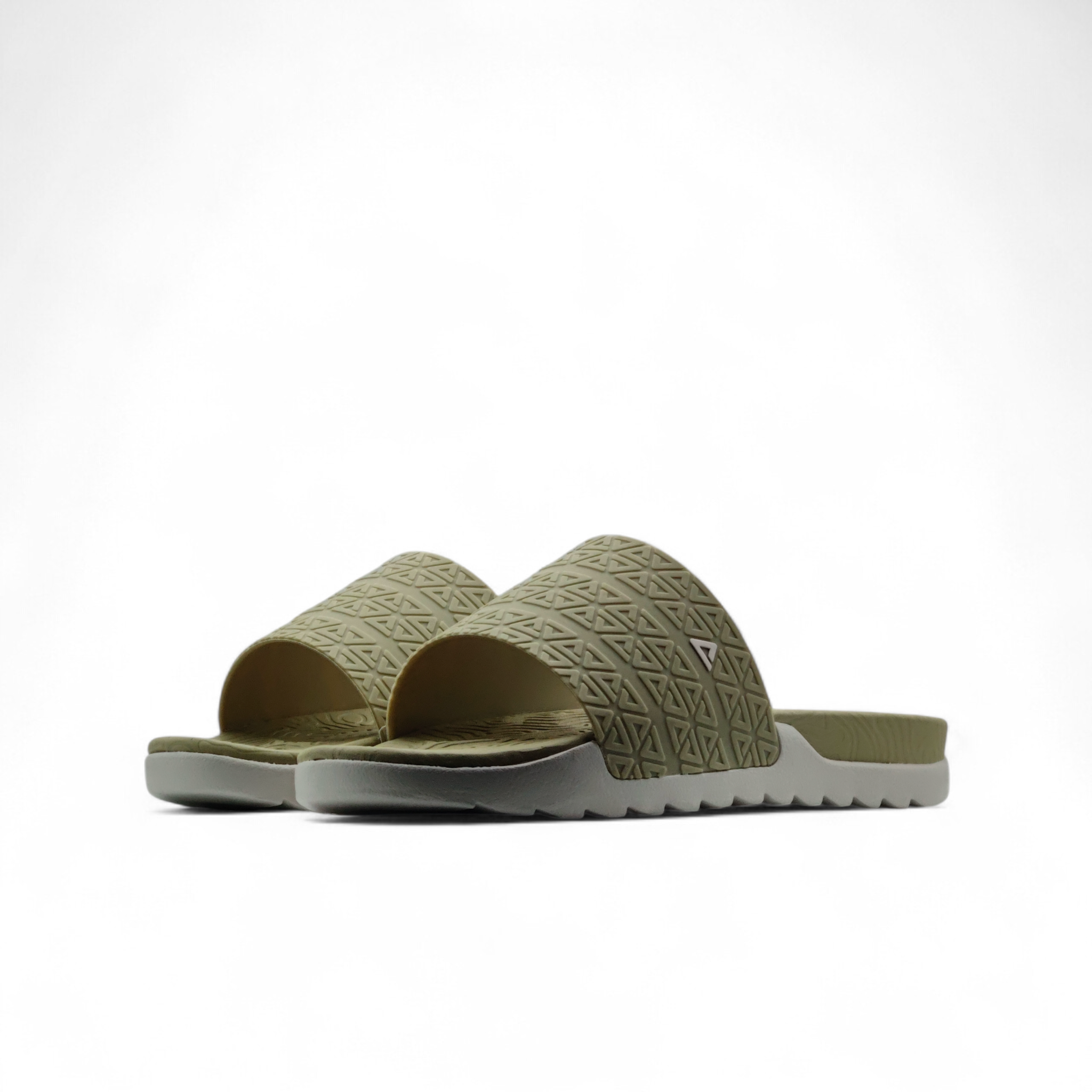 Peak Taichi Slippers Ivory Yellow