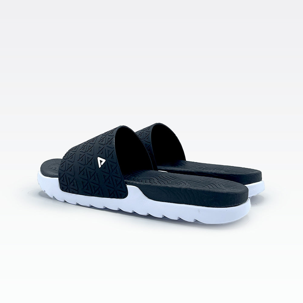 Peak Taichi Slippers White Black