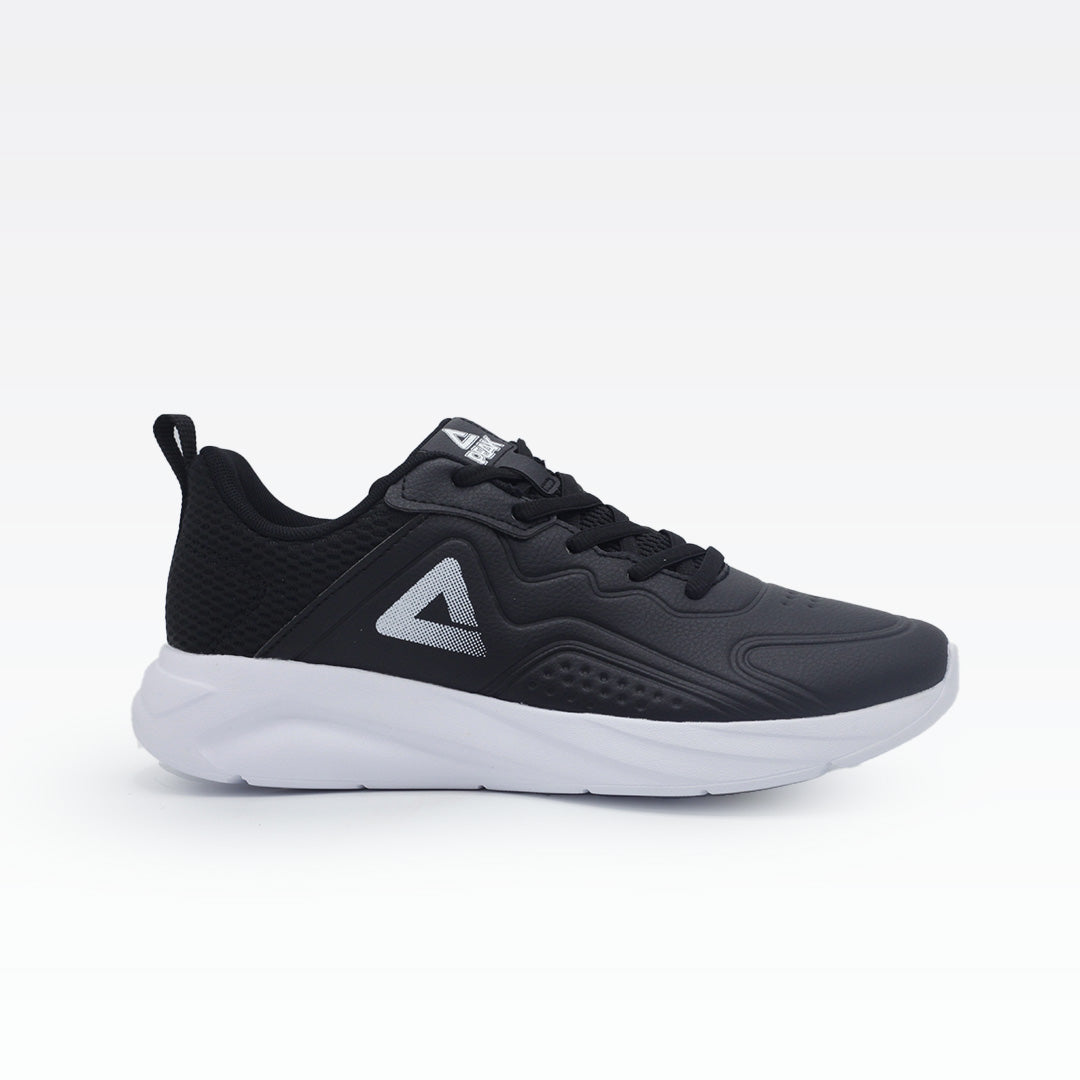 Peak walking Shoes Black white
