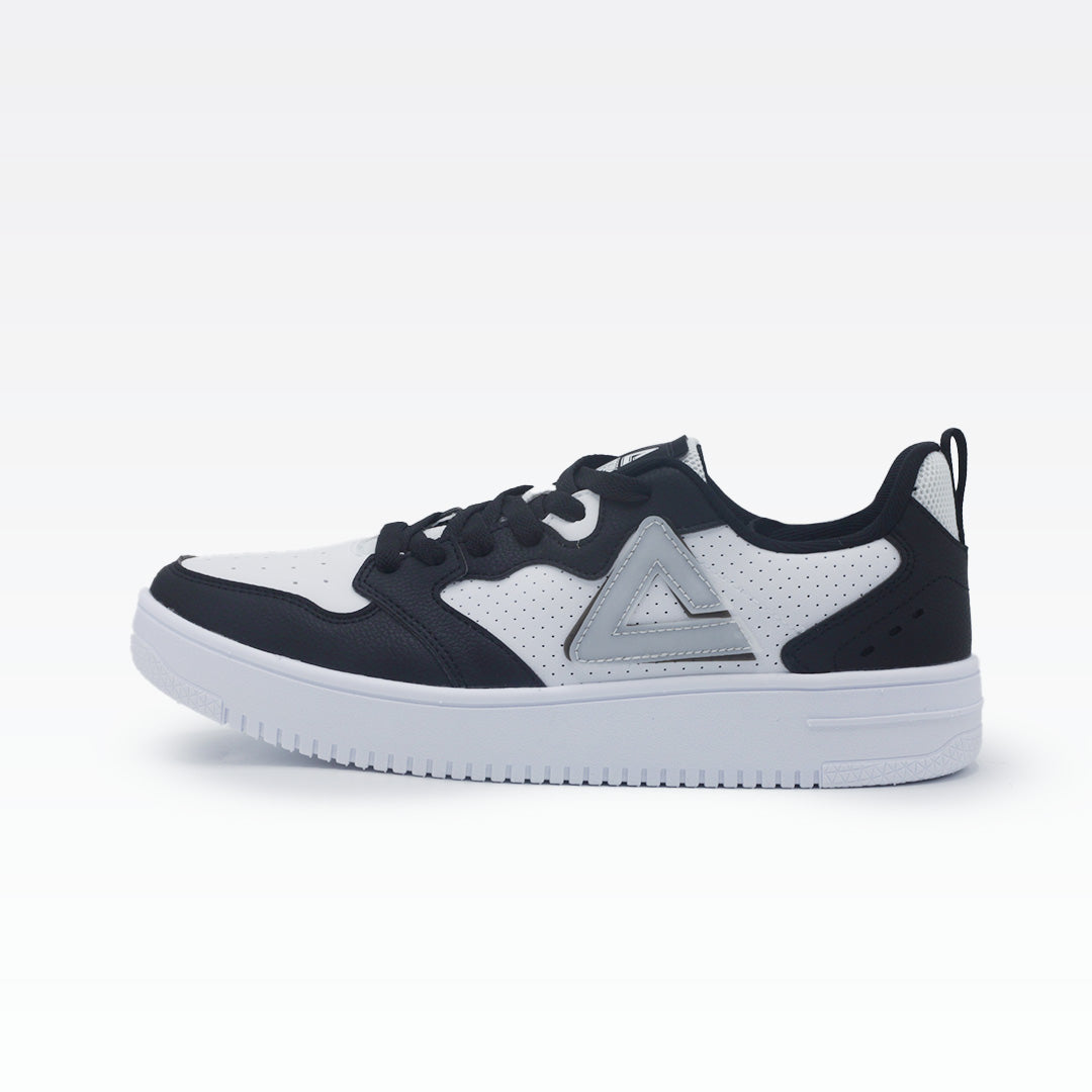 Peak culture shoes white black