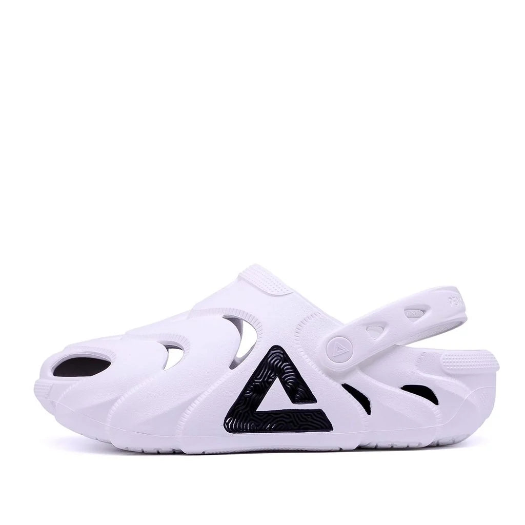 Peak taichi sandal Off white black