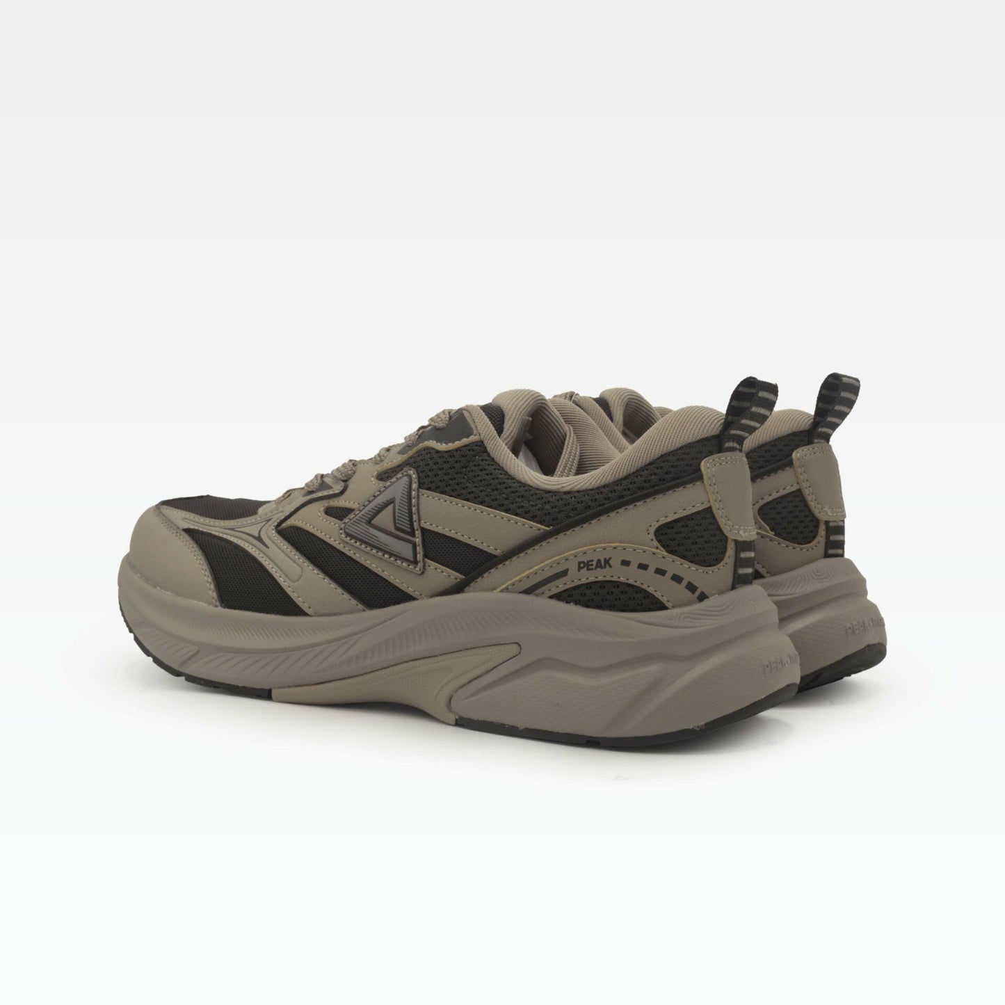 Peak running shoes dark brown coffee