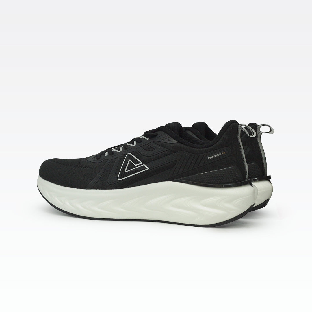 Peak running shoes black white