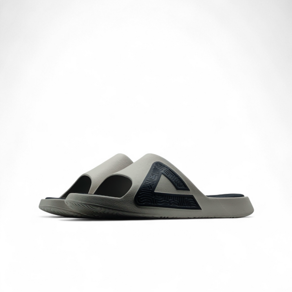 Peak Taichi Slippers Beige Black