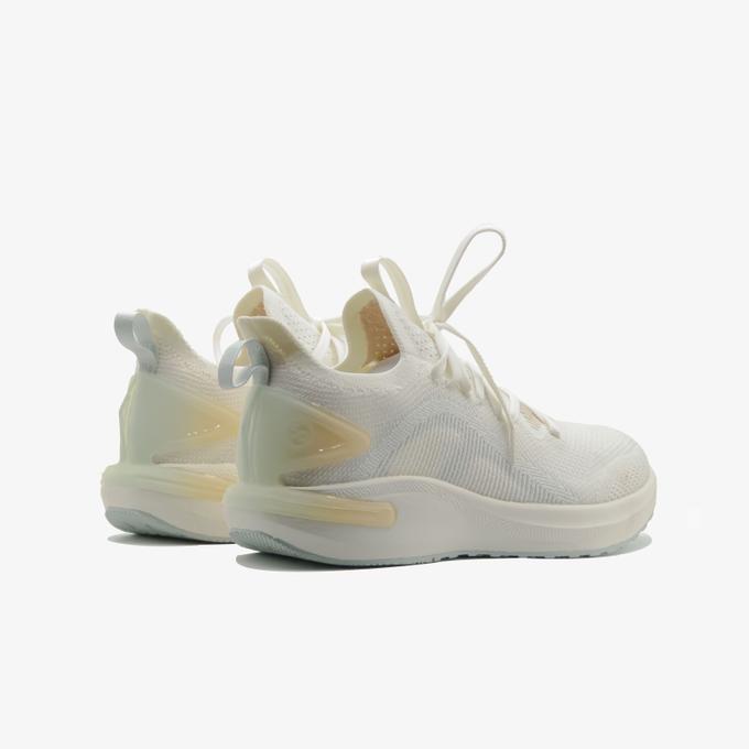 Peak running shoes white canva