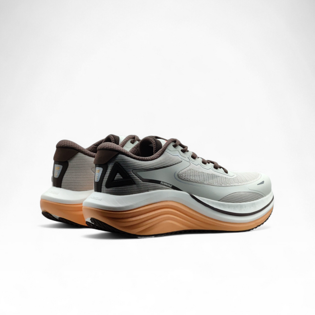 Peak Tiachi Sports Shoes Off White Brown