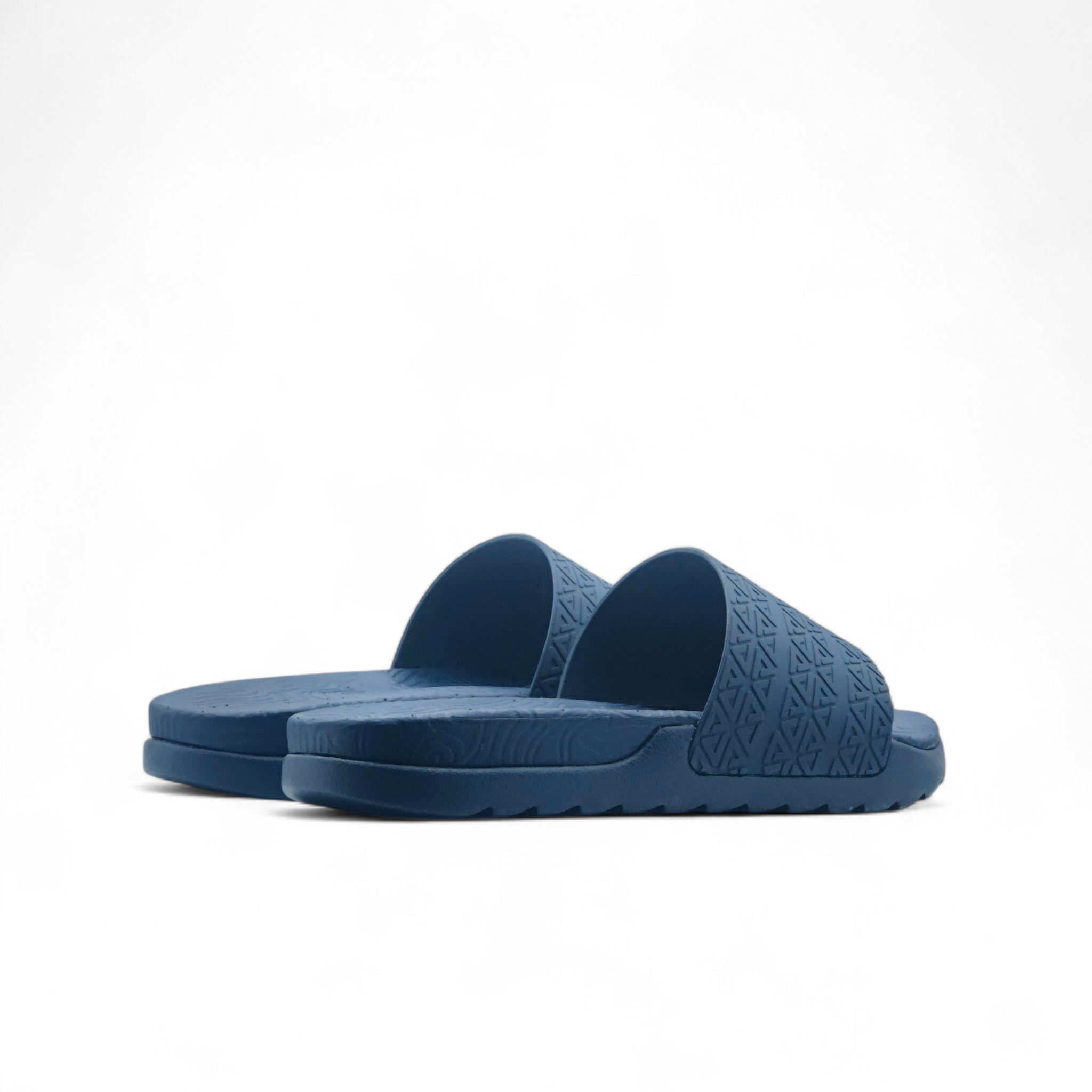 Peak Taichi Slippers Navy
