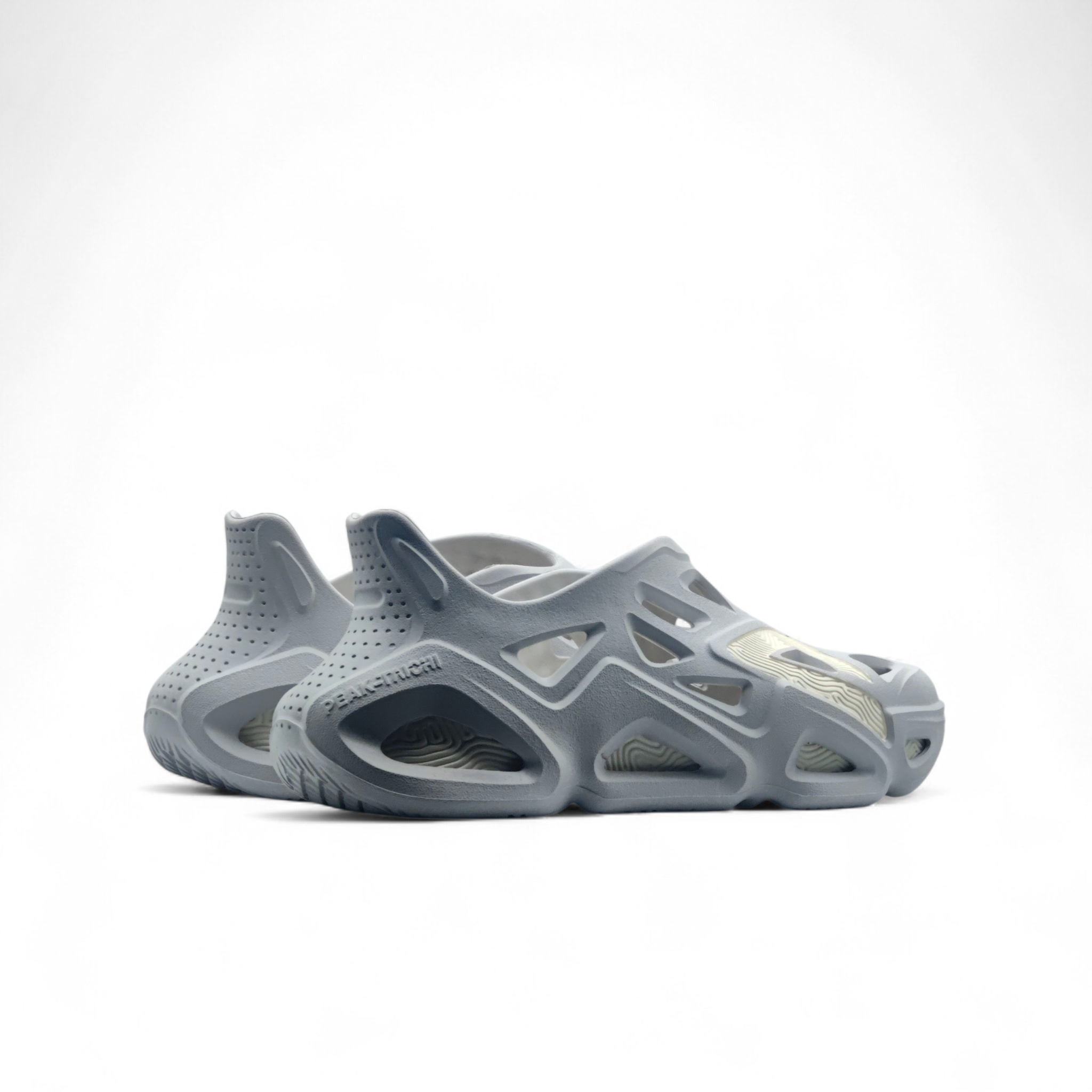Peak Taichi Sandals Ice Grey