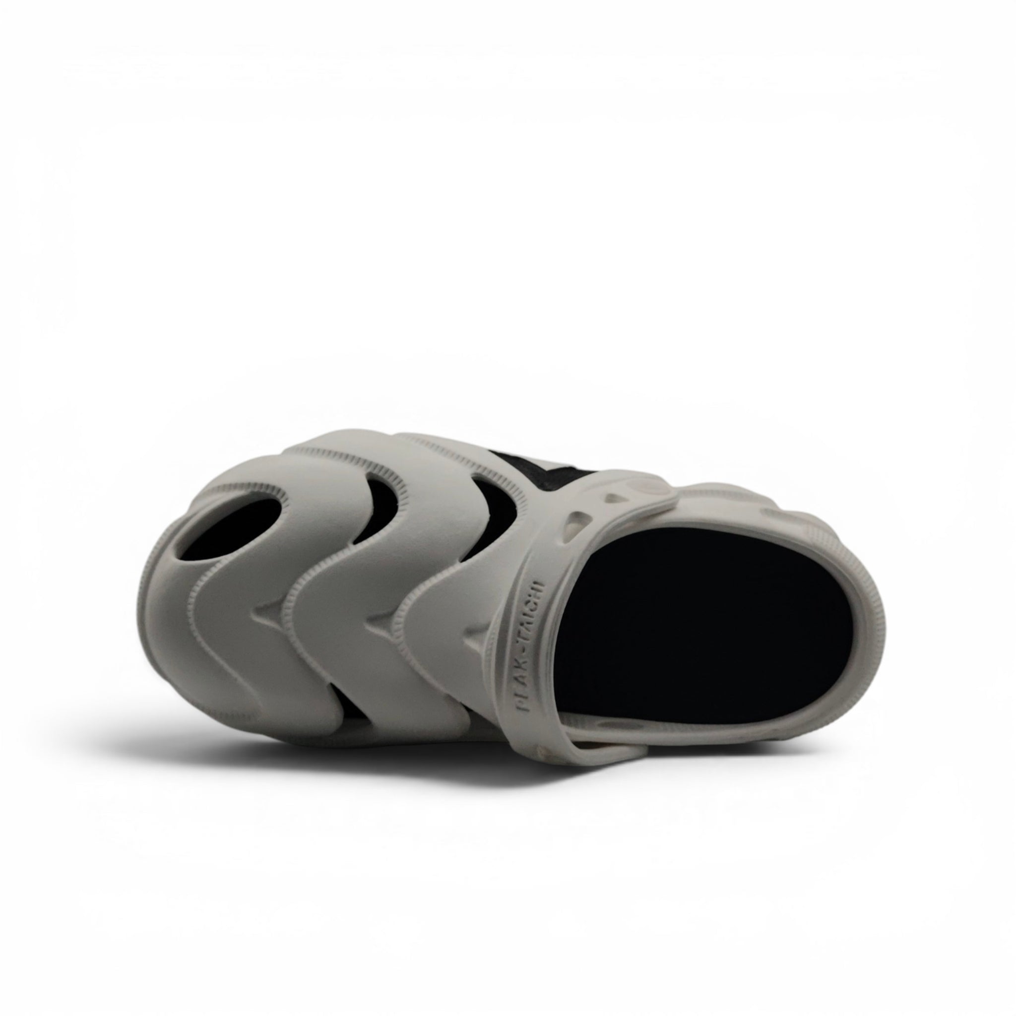 Peak Sandals Off White Black