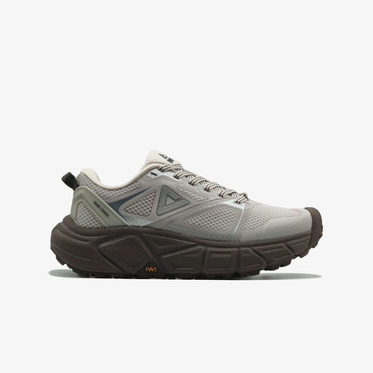 Peak sports Shoes white khaki