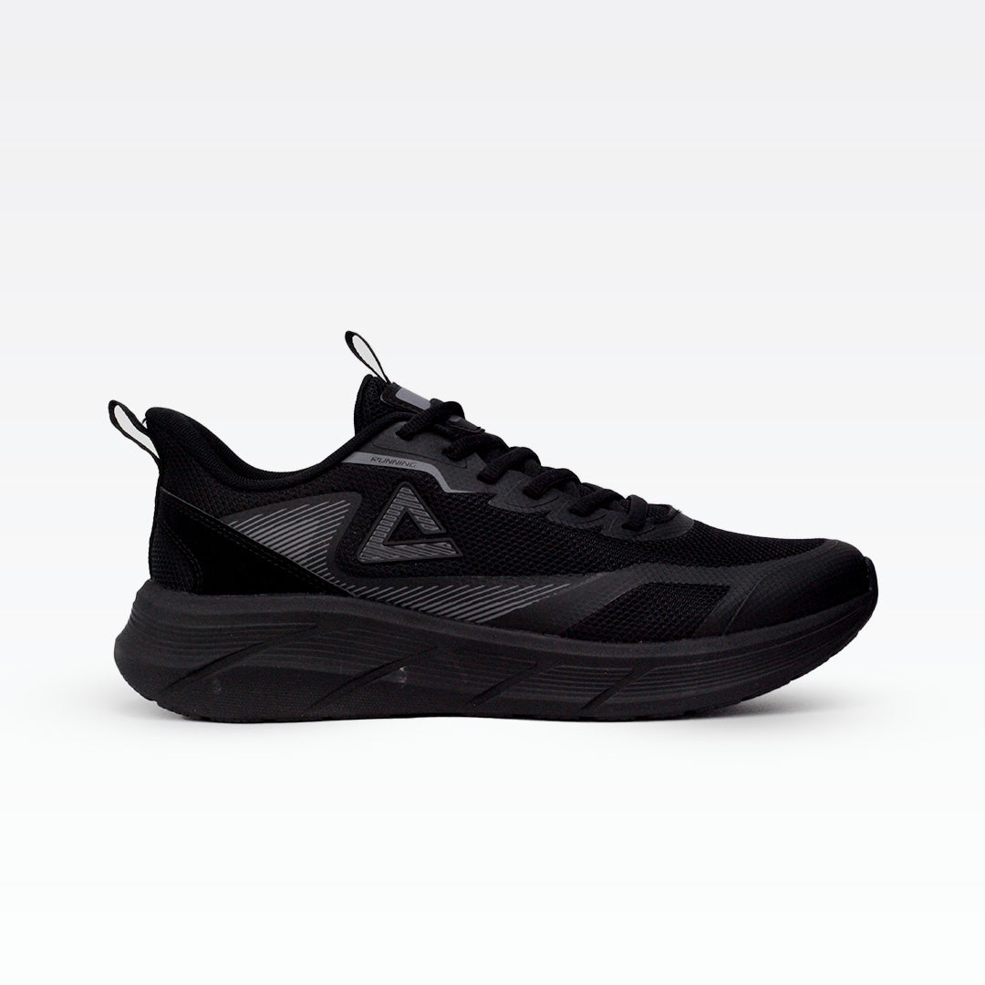 Peak sports shoes all black