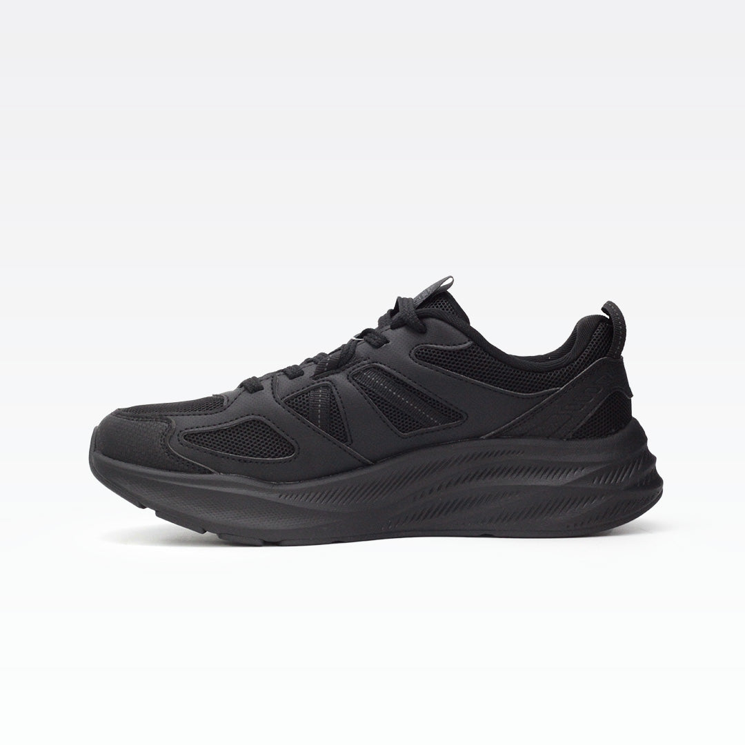 Peak sport shoes black