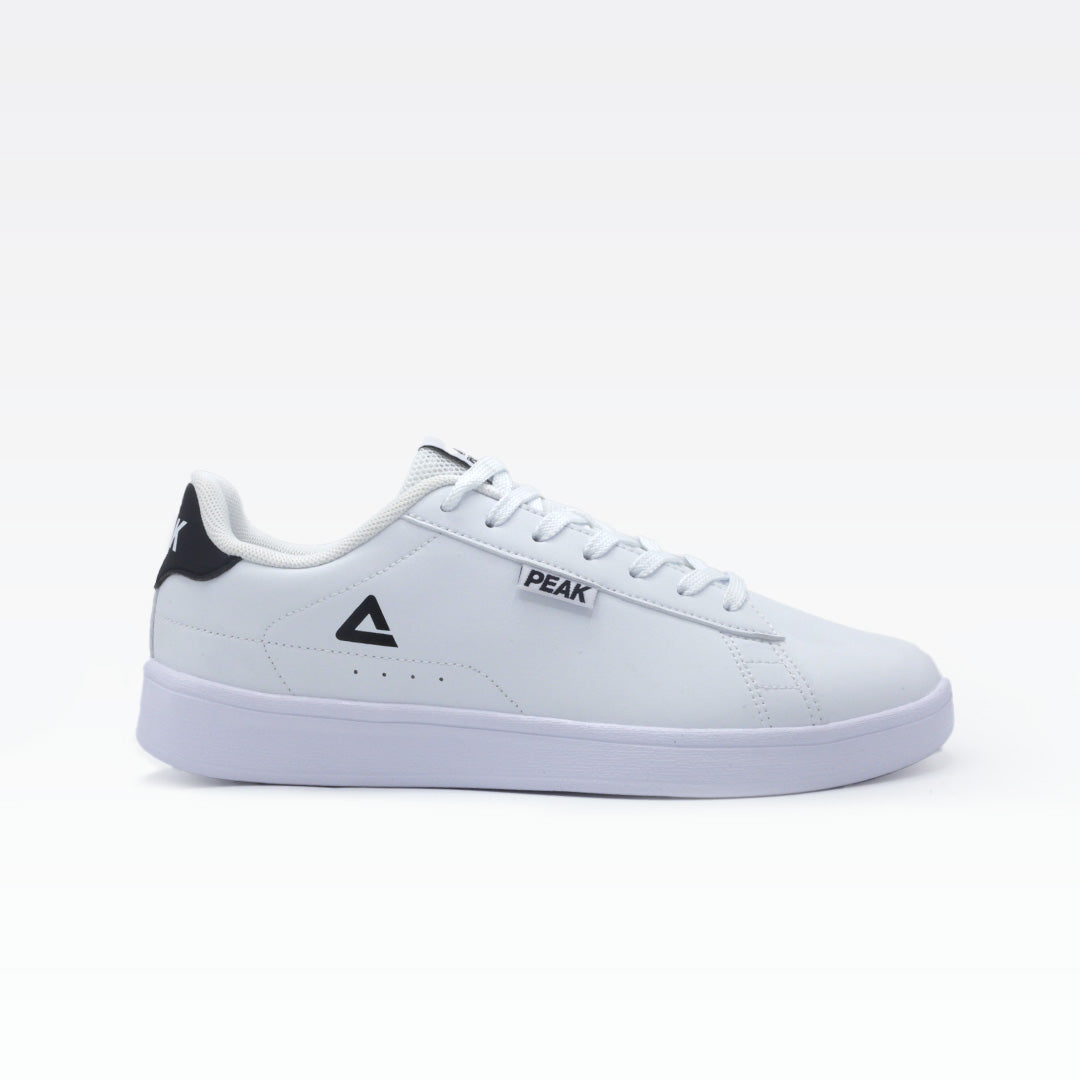 Peak casual shoes white black