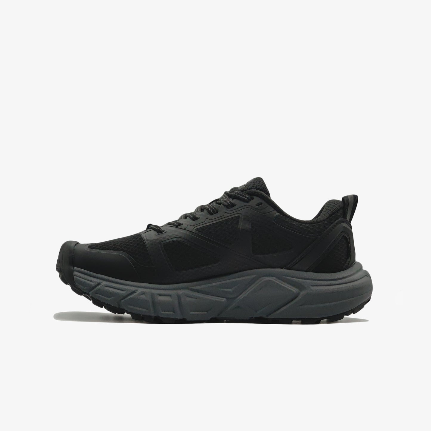 Peak sports Shoes Black magnetic grey